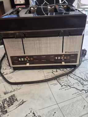 4-Slice TOASTMASTER Toaster VINTAGE works